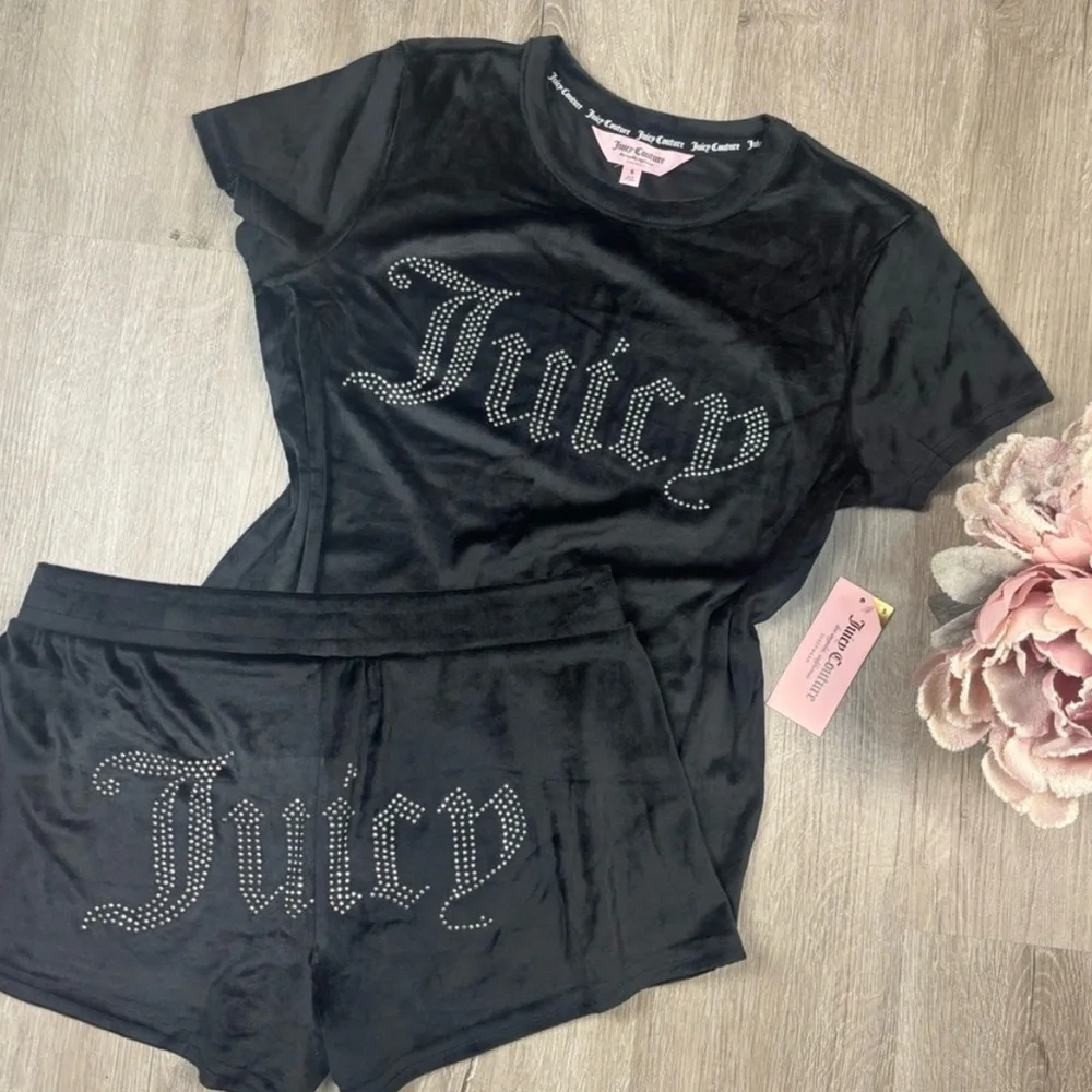 Juicy Couture Velour Loungewear Pajama Set - Picture 4 of 4